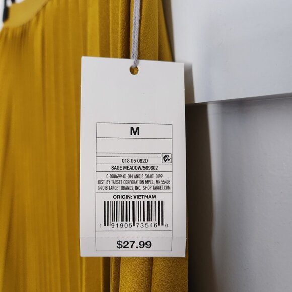 A New Day Pleated Skirt - Medium - NWT - Picture 2 of 4